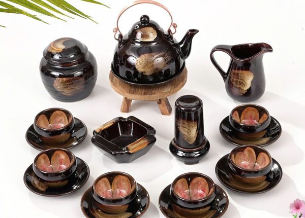 Bộ ấm chén men nâu quẹt dáng giỏ cua